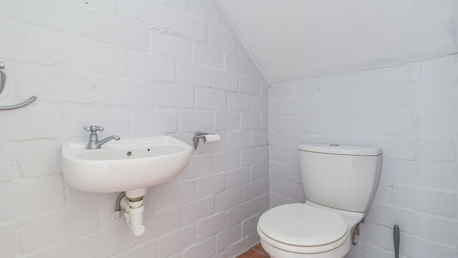 To Let 3 Bedroom Property for Rent in Waterfront Western Cape